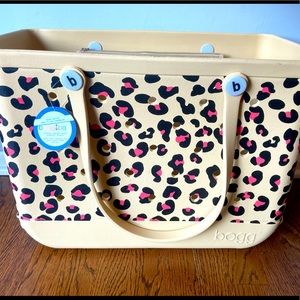 💗 LEOPARD Bogg Bag Original Tote NWT